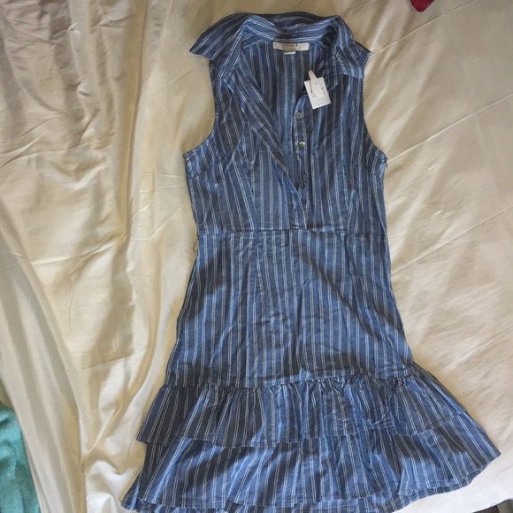 Dress - Picture 1 of 4